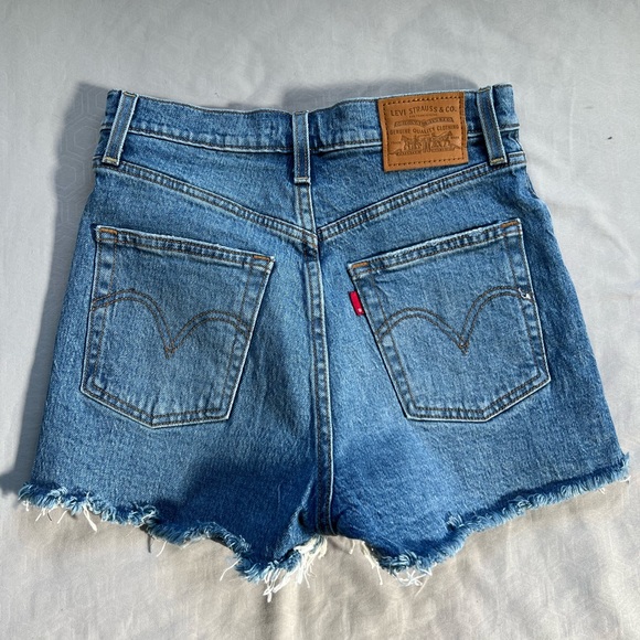 Levi's Pants - Levi’s Ribcage Light Wash Shorts
